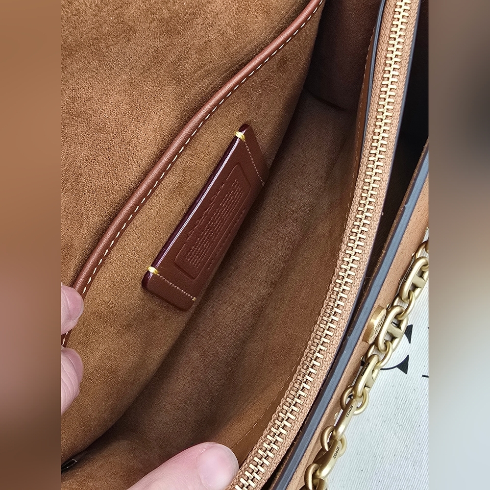 💥NWOT💥 Coach Beat Shoulder Bag In Colorblock With Rivets Leather Crossbody - Picture 11 of 16